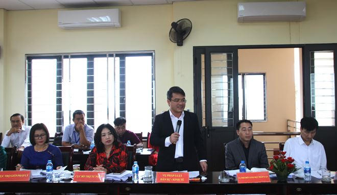Ông Nguyễn Thanh Tú, Vụ trưởng Vụ Pháp luật Dân sự - Hành chính kiến nghị lãnh đạo UBND tỉnh Thái Nguyên quan tâm hơn tới công tác pháp chế trên địa bàn