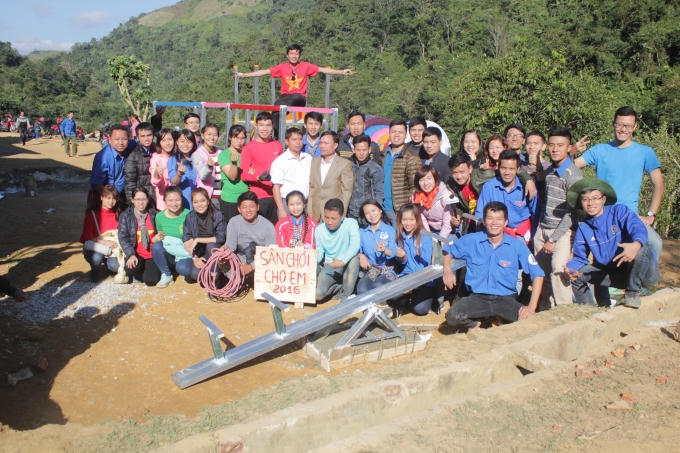 Mang hơi ấm đến với Huổi Phô - Sốp Cộp