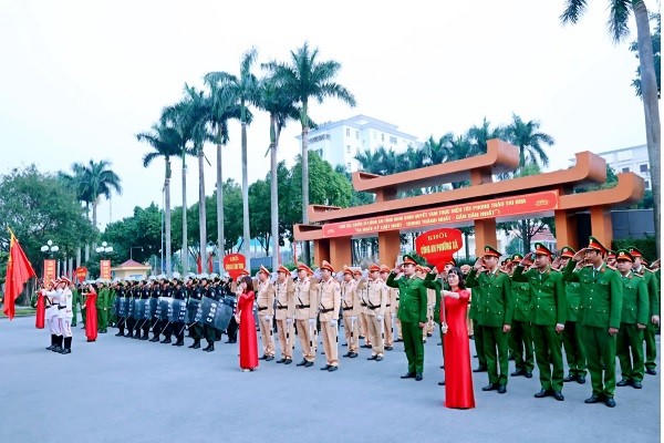 Quang cảnh Lễ ra mắt.