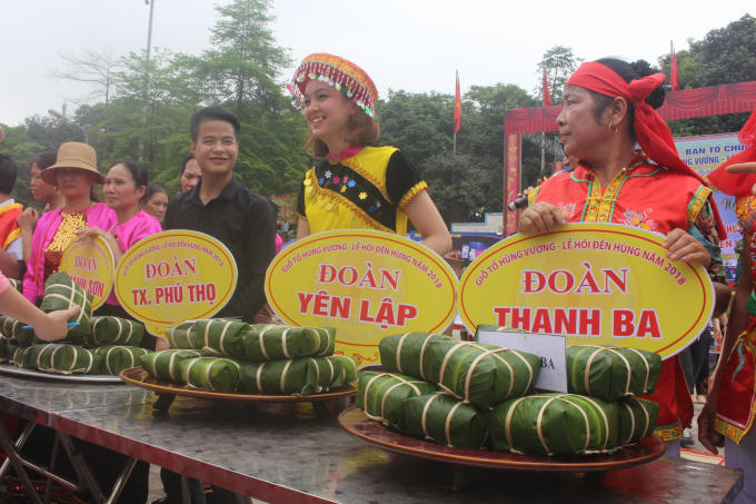 Sản phẩm của các đội thi là những chiếc bánh vuông vắn, đẹp mắt.