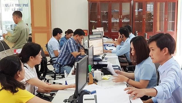 Thủ tướng Chính phủ: Không được yêu cầu doanh nghiệp, người dân bổ sung hồ sơ, tài liệu quá 1 lần