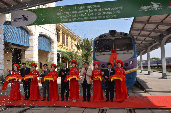 Lễ khai trương đoàn tàu hàng chuyên tuyến Hải Phòng (Việt Nam) – Khai Viễn (Trung Quốc).