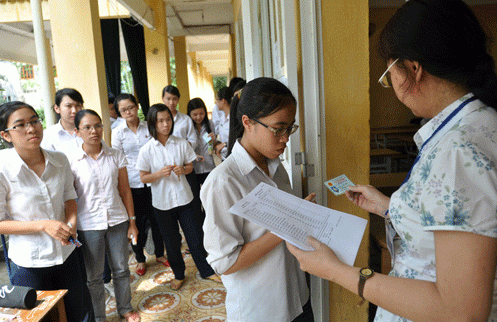 Thí sinh tham dự kỳ thi THPT quốc gia năm 2016 tại Hà Nội (ảnh minh họa).  Ảnh: Đàm Duy