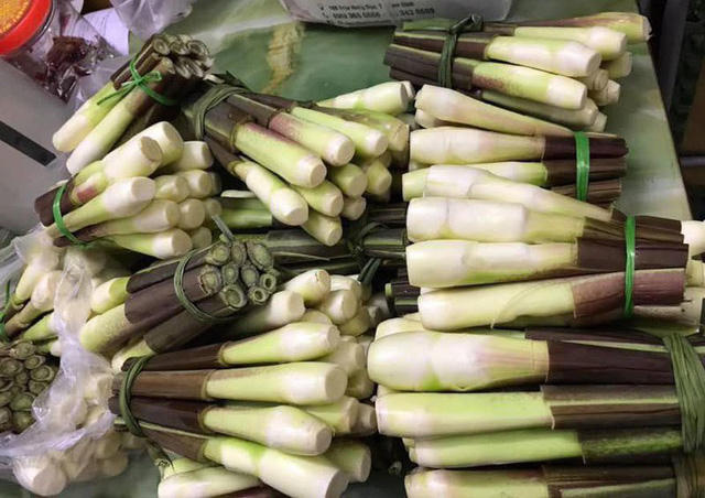 Nhu cầu mua tăng cao nên có người thu lãi cả 100 triệu đồng nhờ bán củ niễng