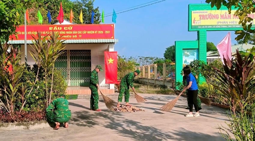 Chi đoàn Đồn Biên phòng Mỹ Thạnh Tây tiếp tục khẳng định vai trò xung kích, tình nguyện