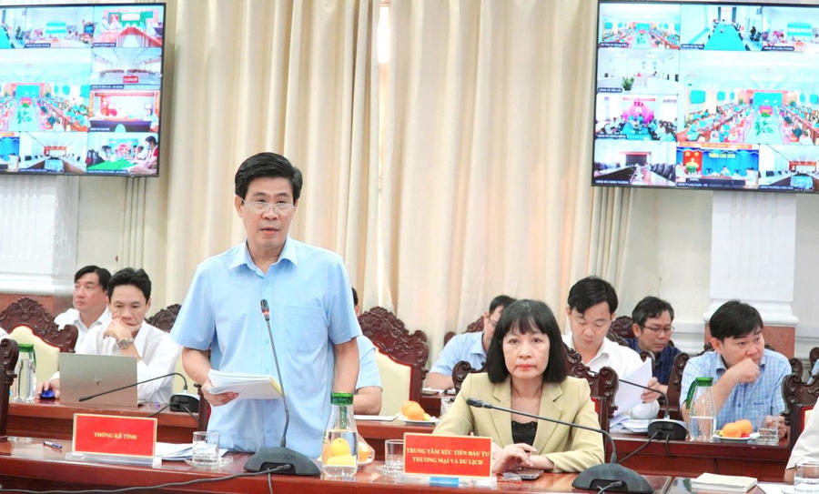 Các đại biểu đóng góp ý kiến tại hội nghị
