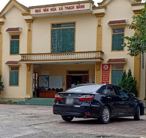 Nhà Văn hóa xã Thạch Bằng nơi diễn ra cuộc đâu giá.