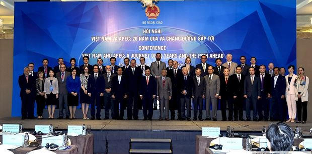 Các đại biểu dự Hội nghị. Ảnh: TG&VN