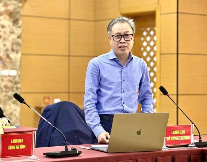 Ông Lê Hồng Giang, Phó Giám đốc Sở Công Thương tỉnh Quảng Ninh tại Hội nghị giao ban báo chí thường kỳ tháng 3/2026.