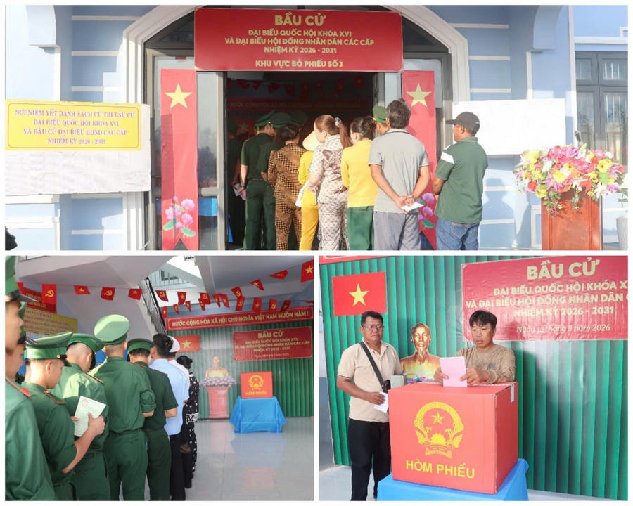 Cử tri trên đảo Hòn Chuối đi bầu cử từ sáng sớm.