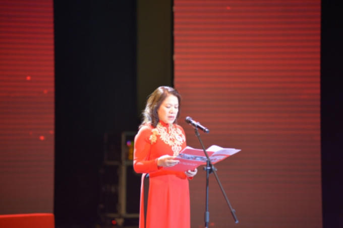 Chủ tịch Hội Chữ thập đỏ Việt Nam Nguyễn Thị Xuân Thu phát biểu tại Lễ vinh danh.