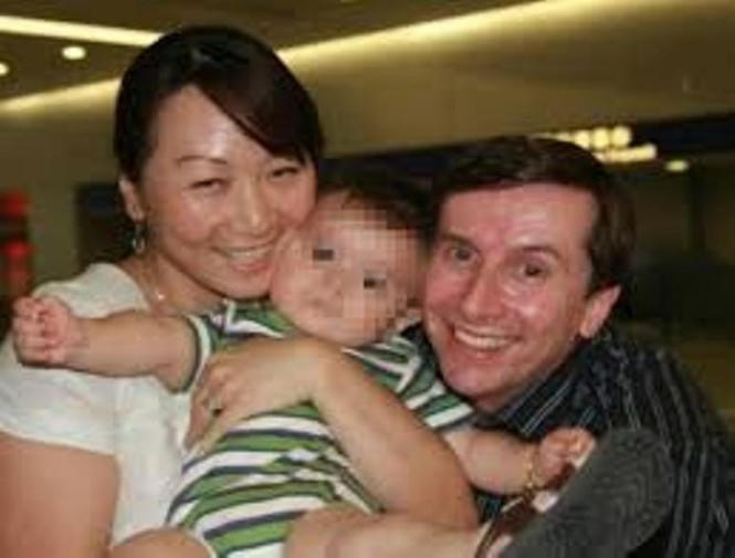 Cháu bé người Australia bị chết và cha mẹ