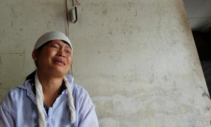 Chị Nguyệt đau xót khi chồng mình giết chết mẹ mặc cho gia đình đã can ngăn.