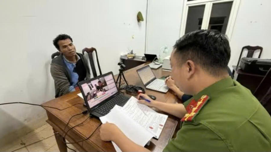 Tại Cơ quan CSĐT bị can Y Liat Enuôl đã khai nhận hành vi phạm tội của mình. Ảnh: Đức Nguyễn