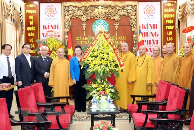 ttxvn_chu_tich_quoc_hoi_nguyen_thi_kim_ngan_chuc_mung_le_phat_dan_2019_124214143_3874614