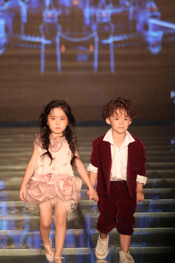 Khán giả mãn nhãn với Tuần lễ thời trang trẻ em Việt Nam - Vietnam Junior Fashion Week mùa thứ 3