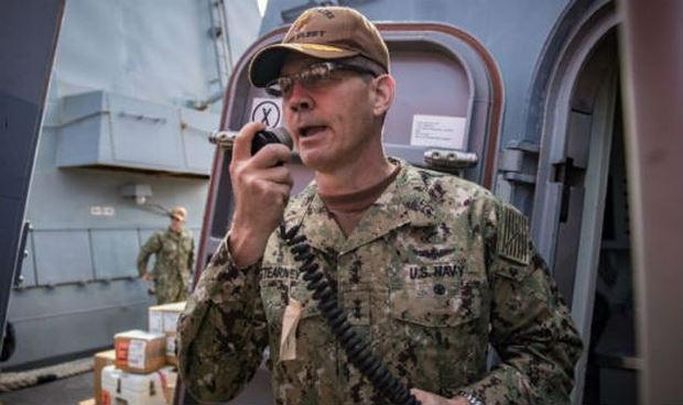 Phó Đô đốc Scott Stearney - Tư lệnh Hạm đội 5 của Mỹ.