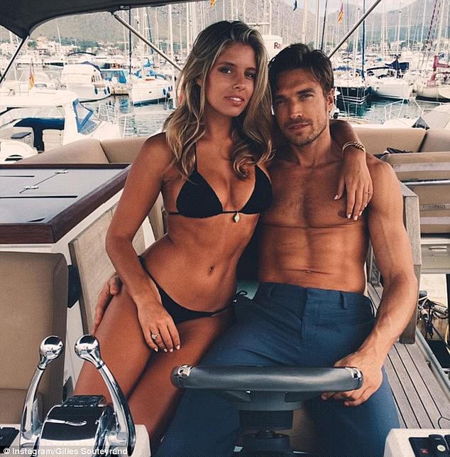 Natasha Oakley mặc bikini tôn dáng siêu nóng bỏng - ảnh 4