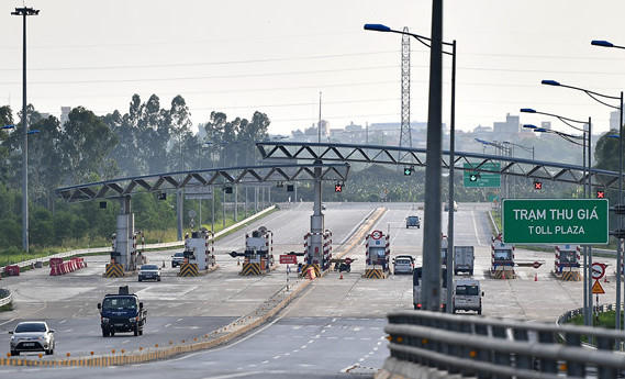 Cơ quan chức năng sẽ rà soát tổng thể vị trí đặt trạm thu phí.