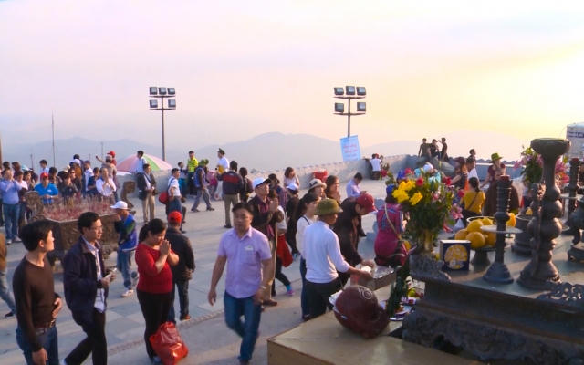 Lễ chùa, nét đẹp văn hóa tâm linh ngày đầu năm