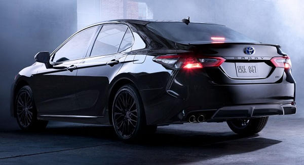 2022-toyota-camry-nightshade-1024x555