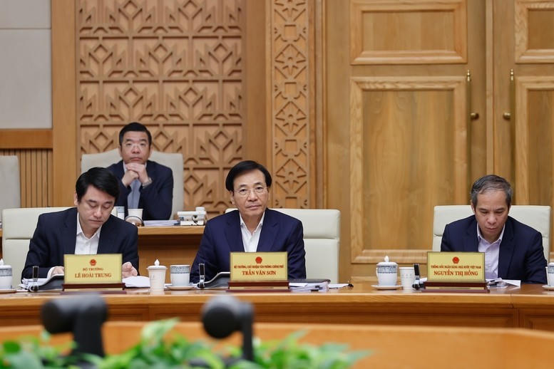 Các đại biểu tham dự phiên họp. Ảnh: Nhật Bắc