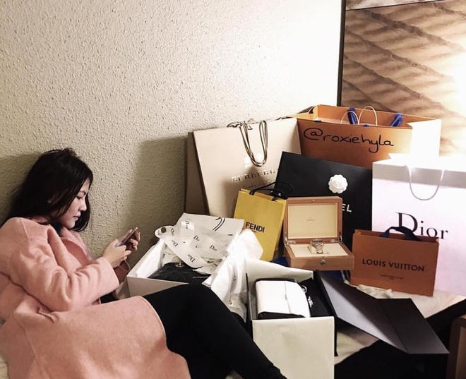 Cuộc sống sang chảnh, xa hoa của 4 cô nàng xinh đẹp trong Hội con nhà giàu Việt Nam