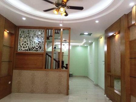 Phòng khách rộng và tiện nghi