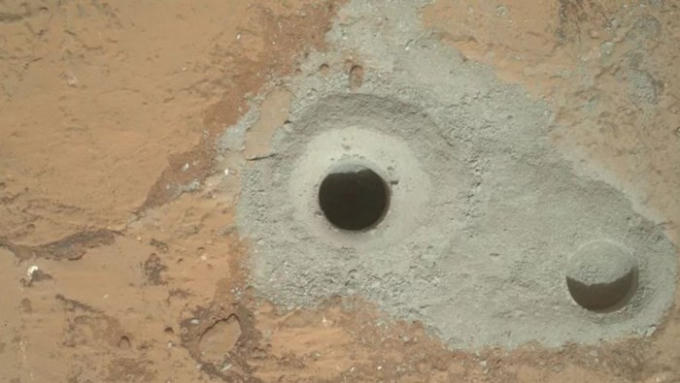 Một mũi khoan trên Sao Hỏa của Curiosity.