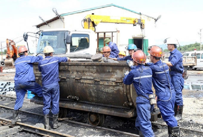 Cú va chạm với xe goòng khá mạnh đã khiến công nhân Nguyễn Lâm Tùng tử vong (Ảnh minh họa).