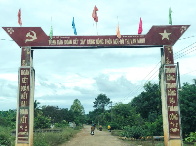 Tiến vào địa phận Ấp An Sơn, xã Thanh An, huyện Hớn Quản