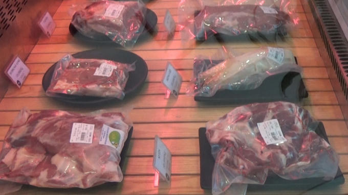 Bản tin Kinh tế Plus: Thực hư thịt lợn thảo dược giá hơn 150.000đ/kg?