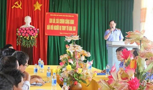 Đại diện VKS tỉnh Đồng Nai xin lỗi anh Đại.