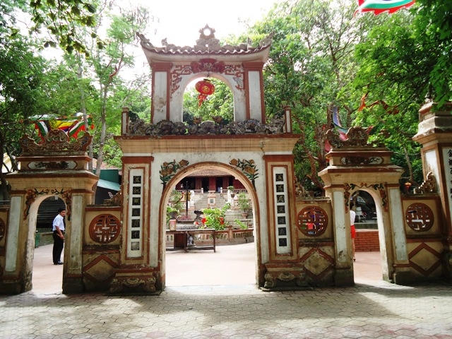 Đền ông Hoàng Mười - Nghệ An. (Ảnh: Internet)