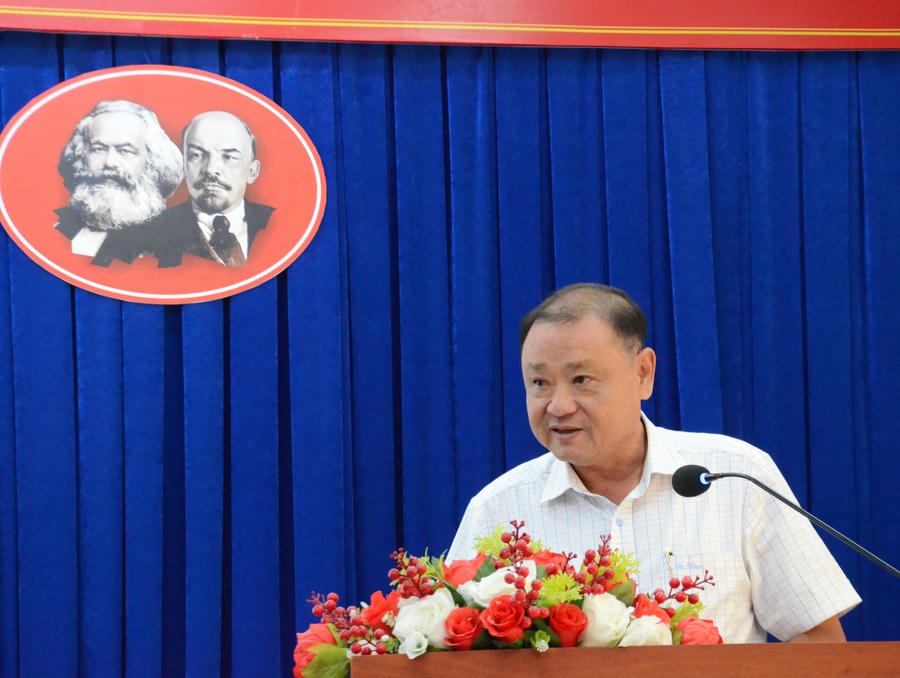 Ông Vưu Nghị Bình – Giám đốc Sở Tư pháp tỉnh Cà Mau phát biểu chỉ đạo tại Hội nghị.