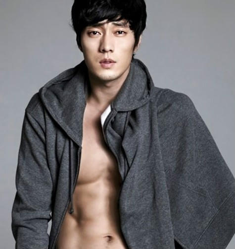 So Ji Sub là một trong những nam diễn viên nổi tiếng của Hàn Quốc và Châu Á.