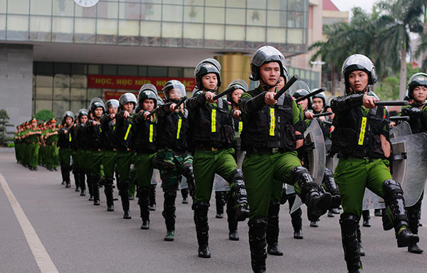 Màn đồng diễn không chỉ yêu cầu động tác đẹp mắt, chuẩn xác mà còn đòi hỏi tính tập thể và độ ăn ý giữa các cá nhân.