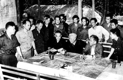 Bộ chỉ huy chiến dịch Hồ Chí Minh tại chỉ huy sở tiền phương.