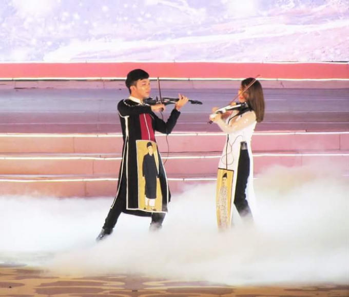Từng giây phút trong đem bế mạc đầy cảm xúc.