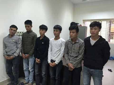 Các đối tượng tại cơ quan Công an.