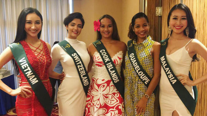 Bí mật người đàn ông góp phần vào thành công của Hà Thu tại Hoa hậu Trái đất 2017