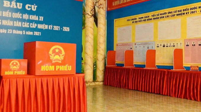Khu vực bỏ phiếu thuộc phường Minh Khai, quận Hồng Bàng.