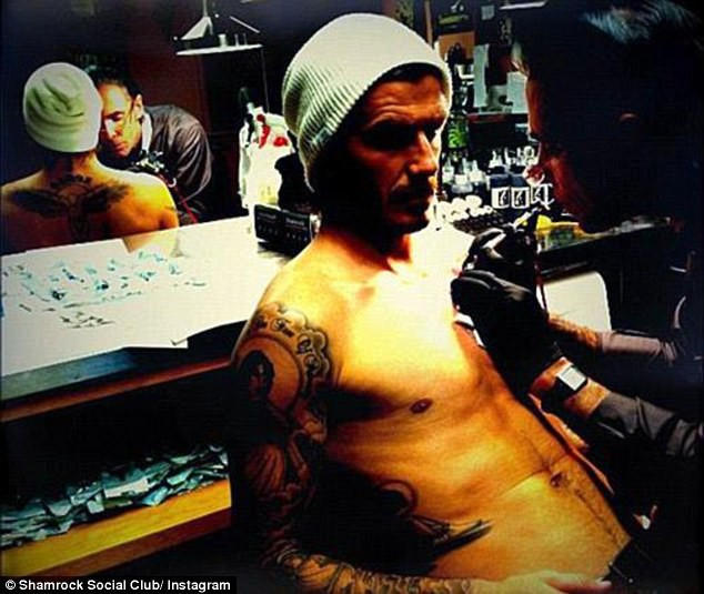 Rất nhiều hình xăm của David Beckham là do Mark thực hiện.