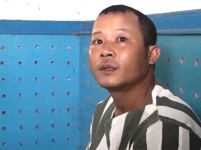 Nguyễn Đỉnh tại cơ quan điều tra. (Ảnh: báo Cần Thơ)