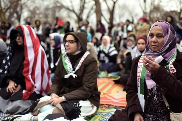 Người Palestine coi Jerusalem là thủ đô của nhà nước trong tương lai và chỉ trích việc Israel chiếm đóng thành phố này là bất hợp pháp. Trong khi đó, Israel tuyên bố Jerusalem là thủ đô không thể chia tách của quốc gia này. (Ảnh: AFP)