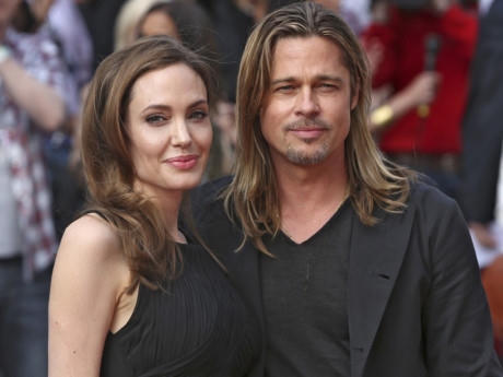 Nhiều khả năng Angelina Jolie phải chia sẻ quyền nuôi con cùng Brad Pitt