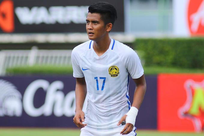 Hậu vệ Irfan Zakaria cao 1,83 m và nặng 67 kg. Anh 23 tuổi.