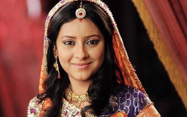 Nữ diễn viên Pratyusha Banerjee.
