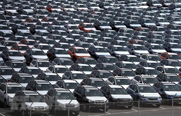 Ôtô mới tại kho bãi gần cảng Richmond, California, Mỹ, ngày 24/5/2018. (Nguồn: AFP/TTXVN)