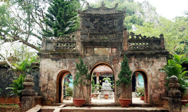 Chùa Tam Thai, một trong 2 ngôi chùa được phong Quốc tự ở danh thắng Ngũ Hành Sơn.